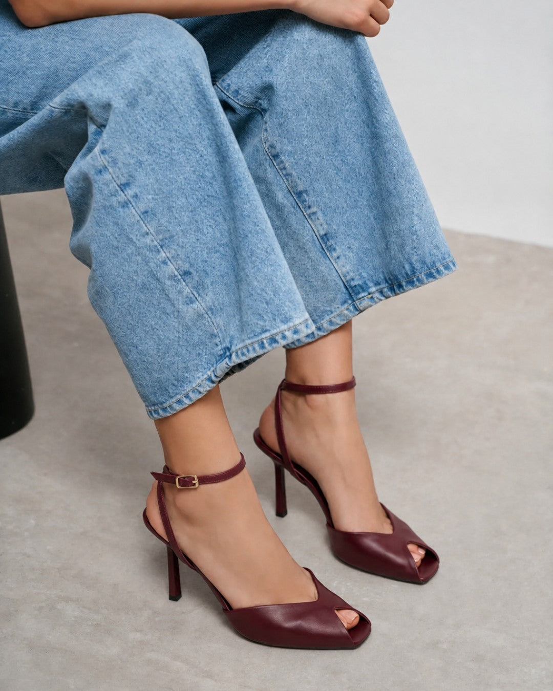 Soft Minimal Heels