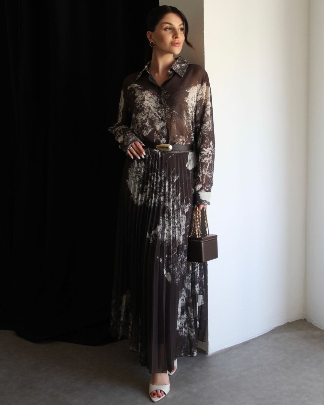 Sophisticated Contrast Set + Belt