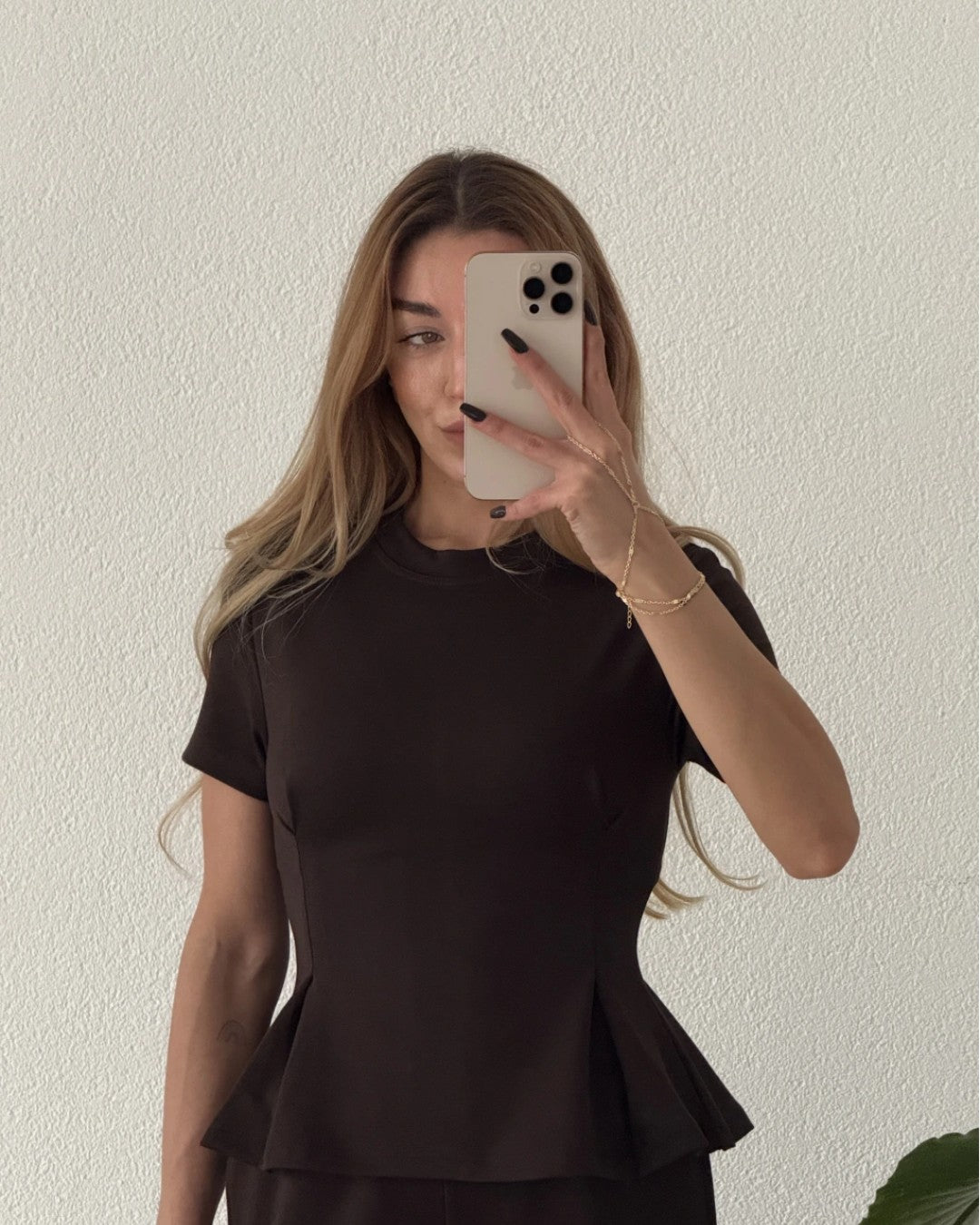 The Minimal Peplum Set