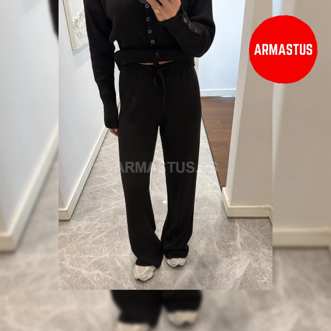 Two Piece Set