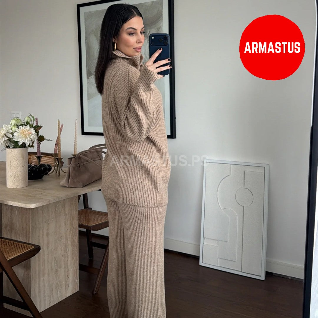 Two Piece Set