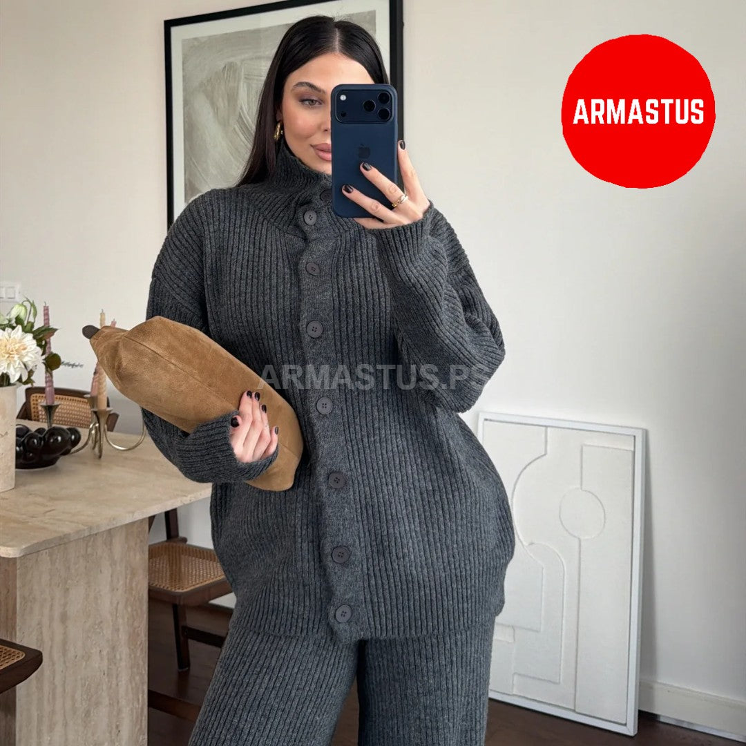 Two Piece Set