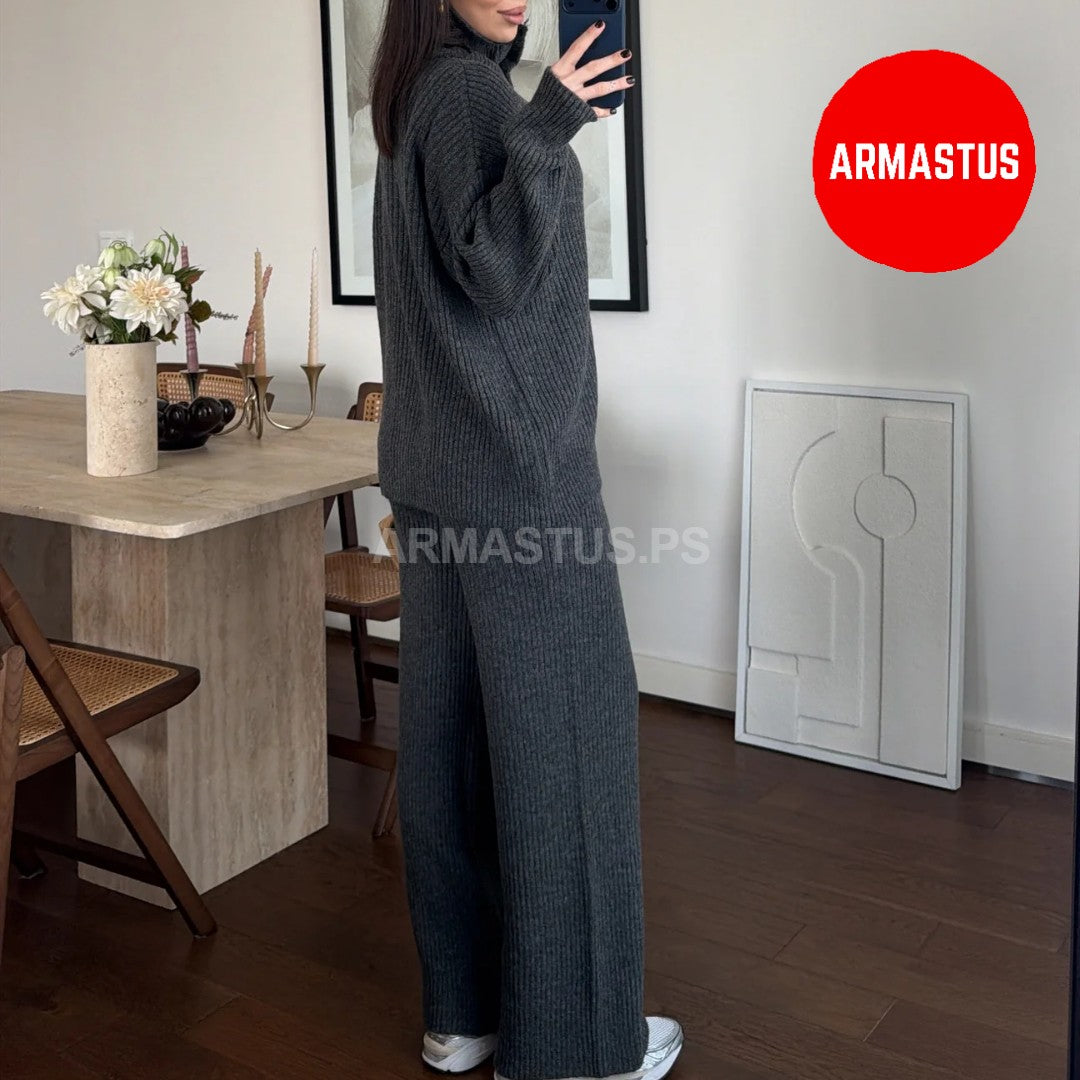 Two Piece Set