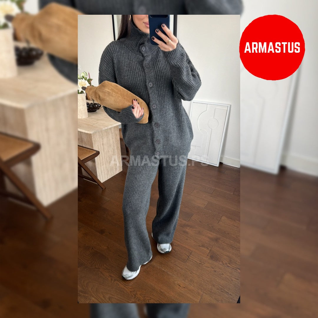 Two Piece Set
