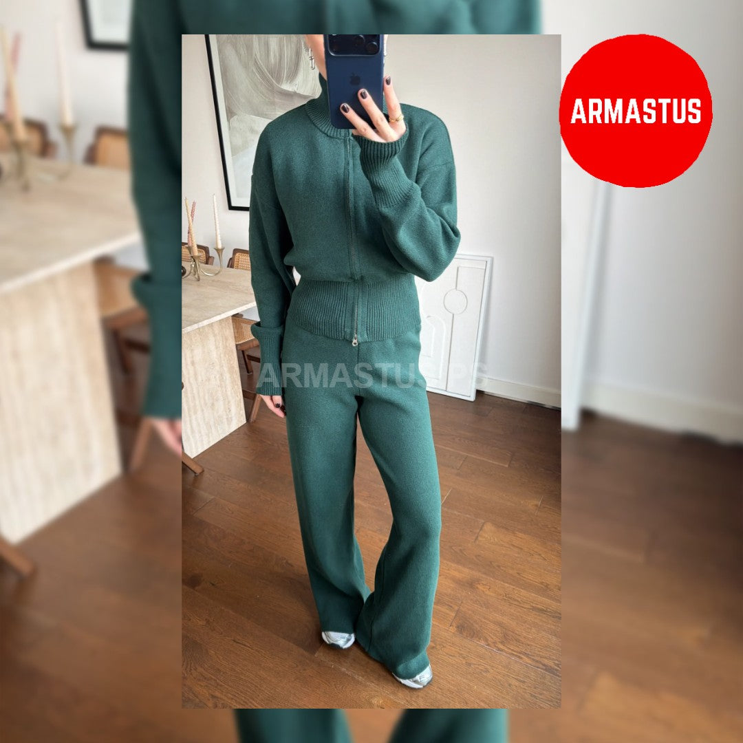 Two Piece Set