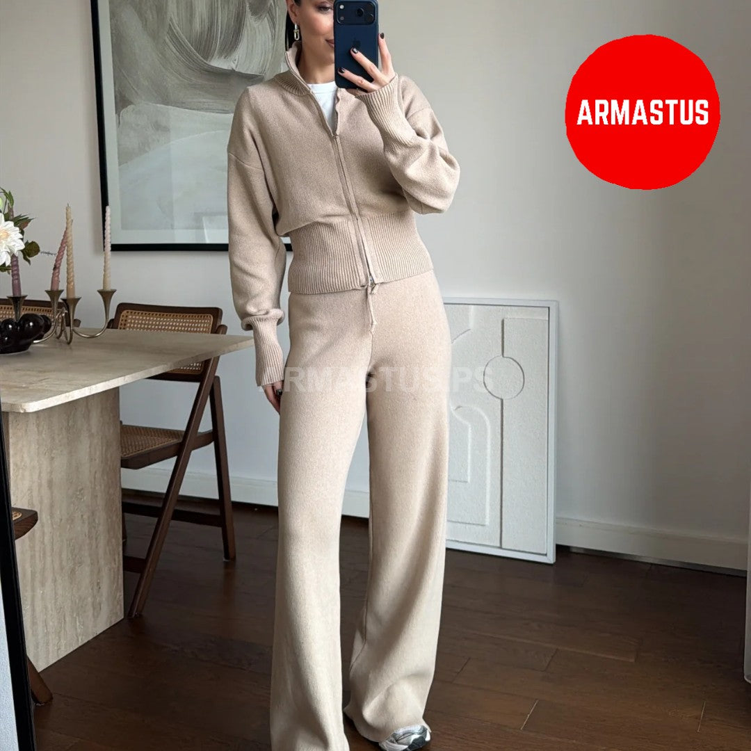 Two Piece Set