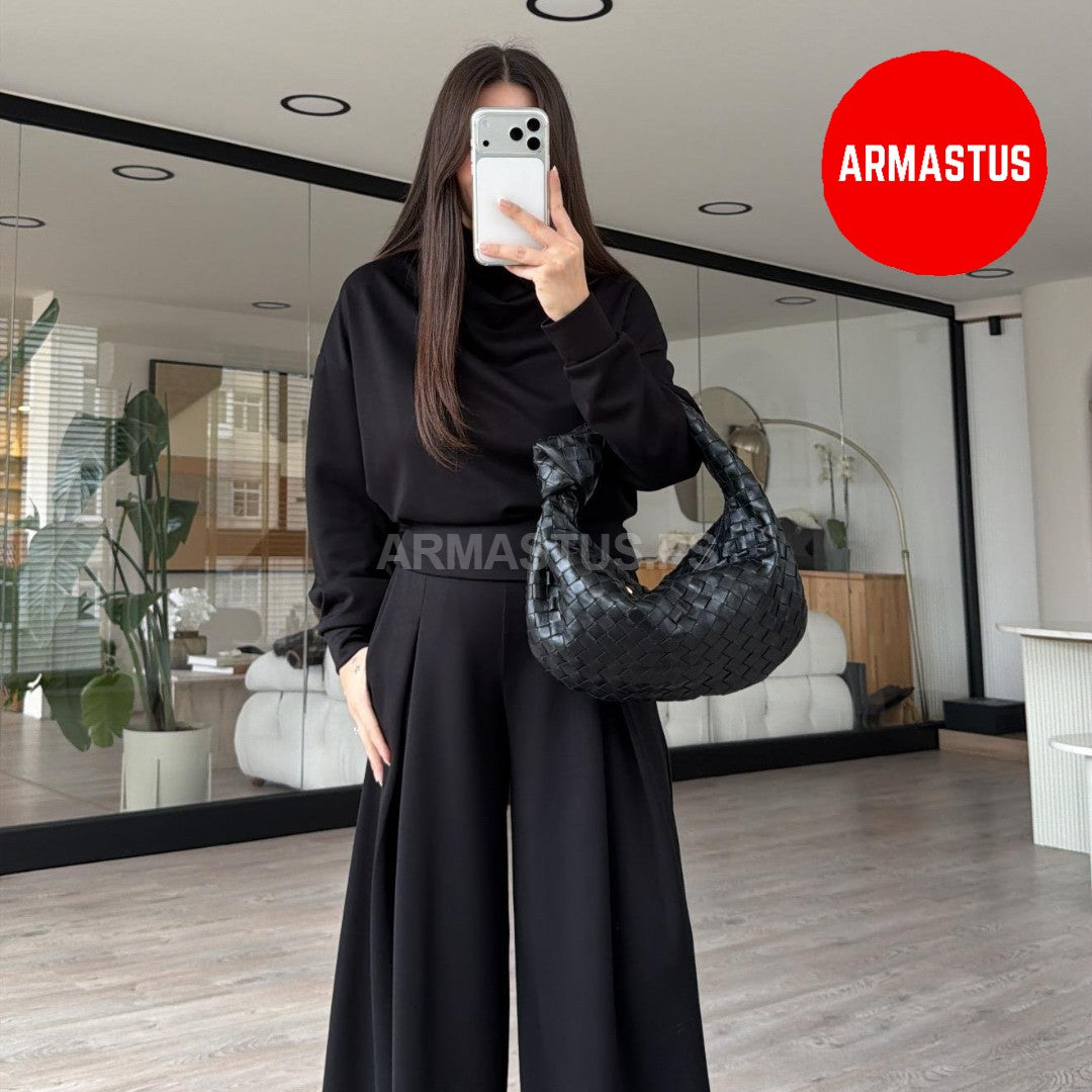 Two Piece Set