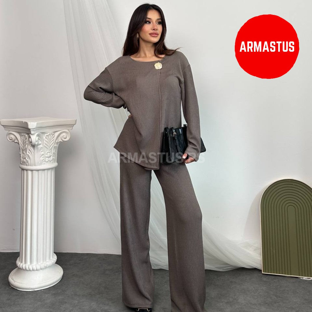 Two Piece Set