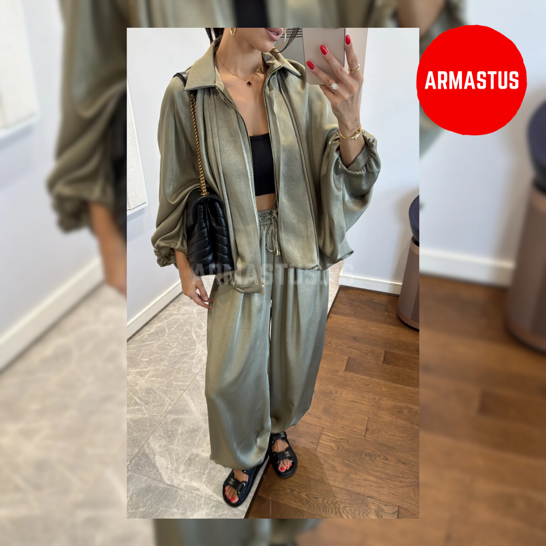 Two Piece Set