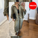 Two Piece Set