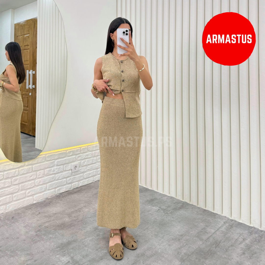 Two Piece Set