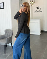 Cardigan - Dark Grey - three-quarter view