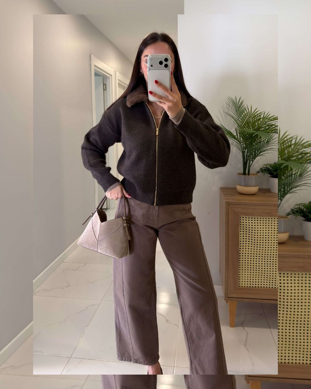 Cardigan - Brown - front view