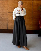 Pants - Black - front view