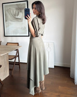 Asymmetric Ruffle Flow Set