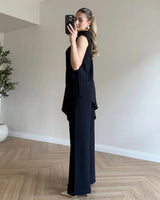 Draped Asymmetric Set