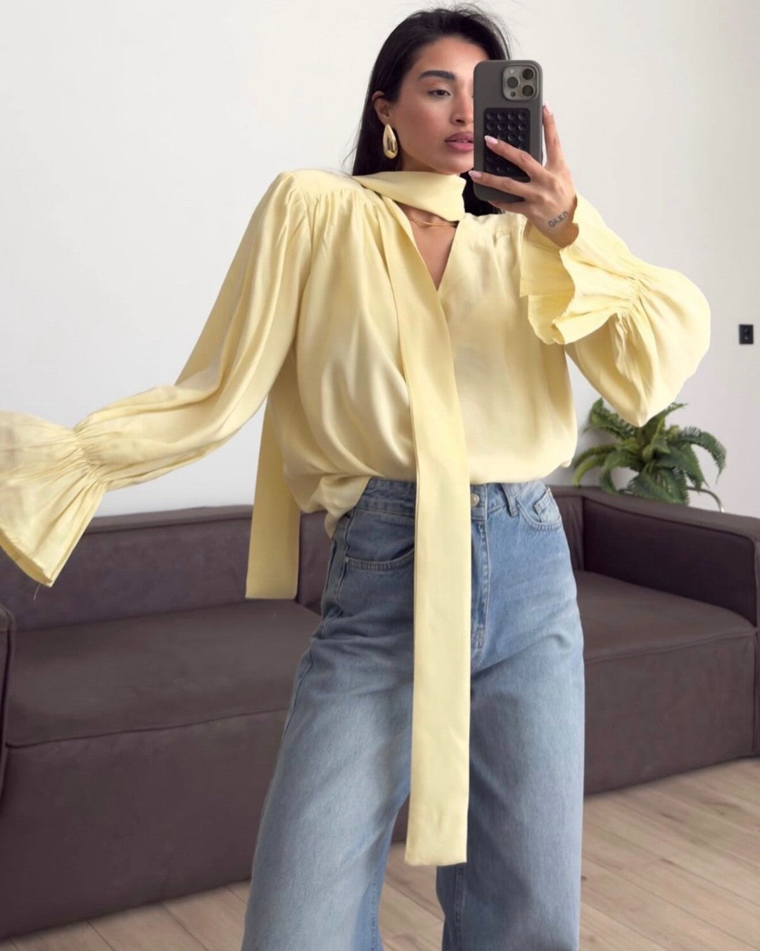 Feminine Bow Tie Blouse