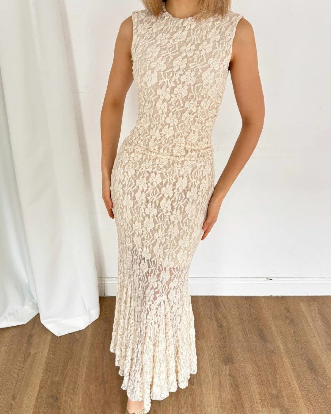 Lace Mermaid Maxi Dress
