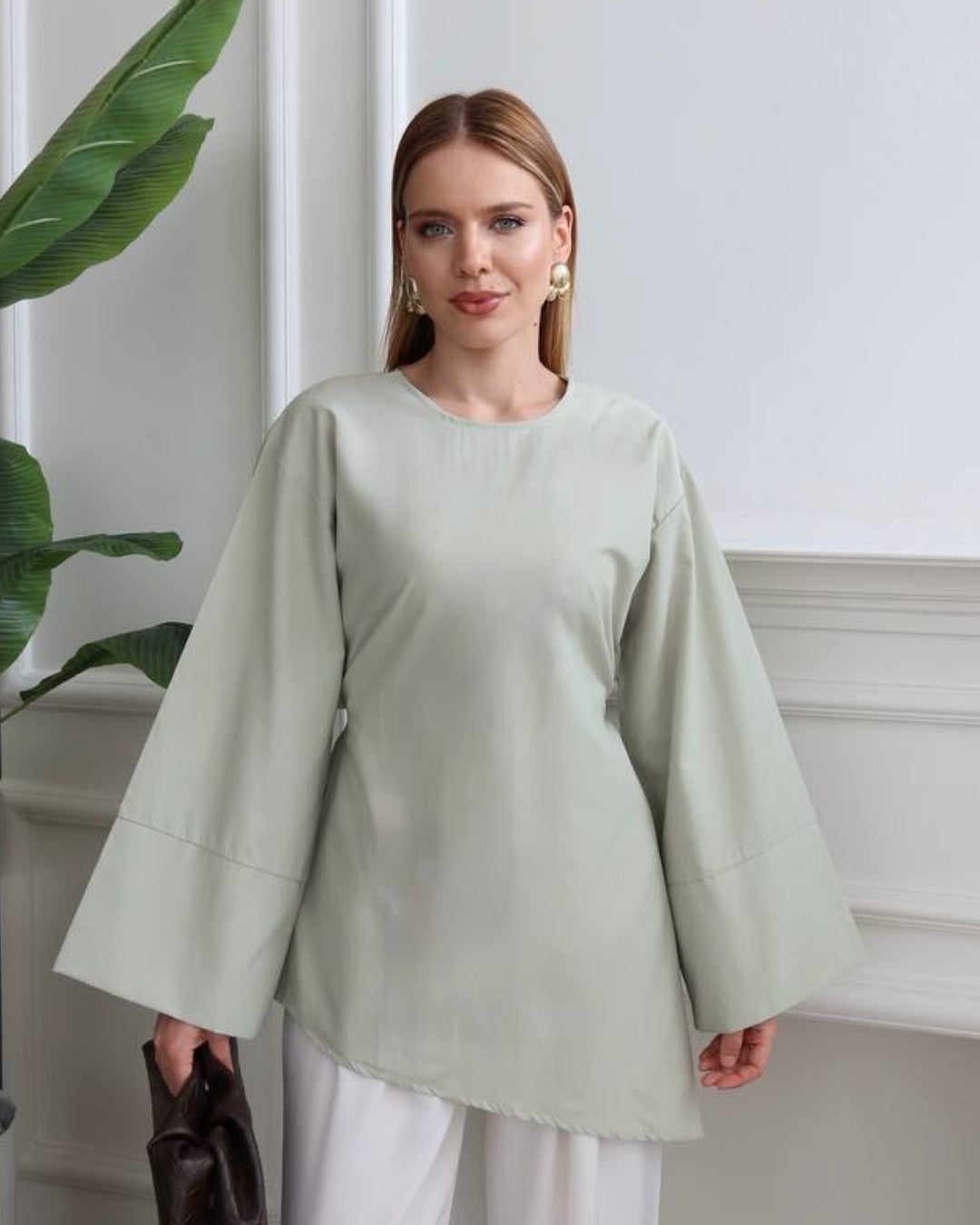 Luna Asymmetric Top