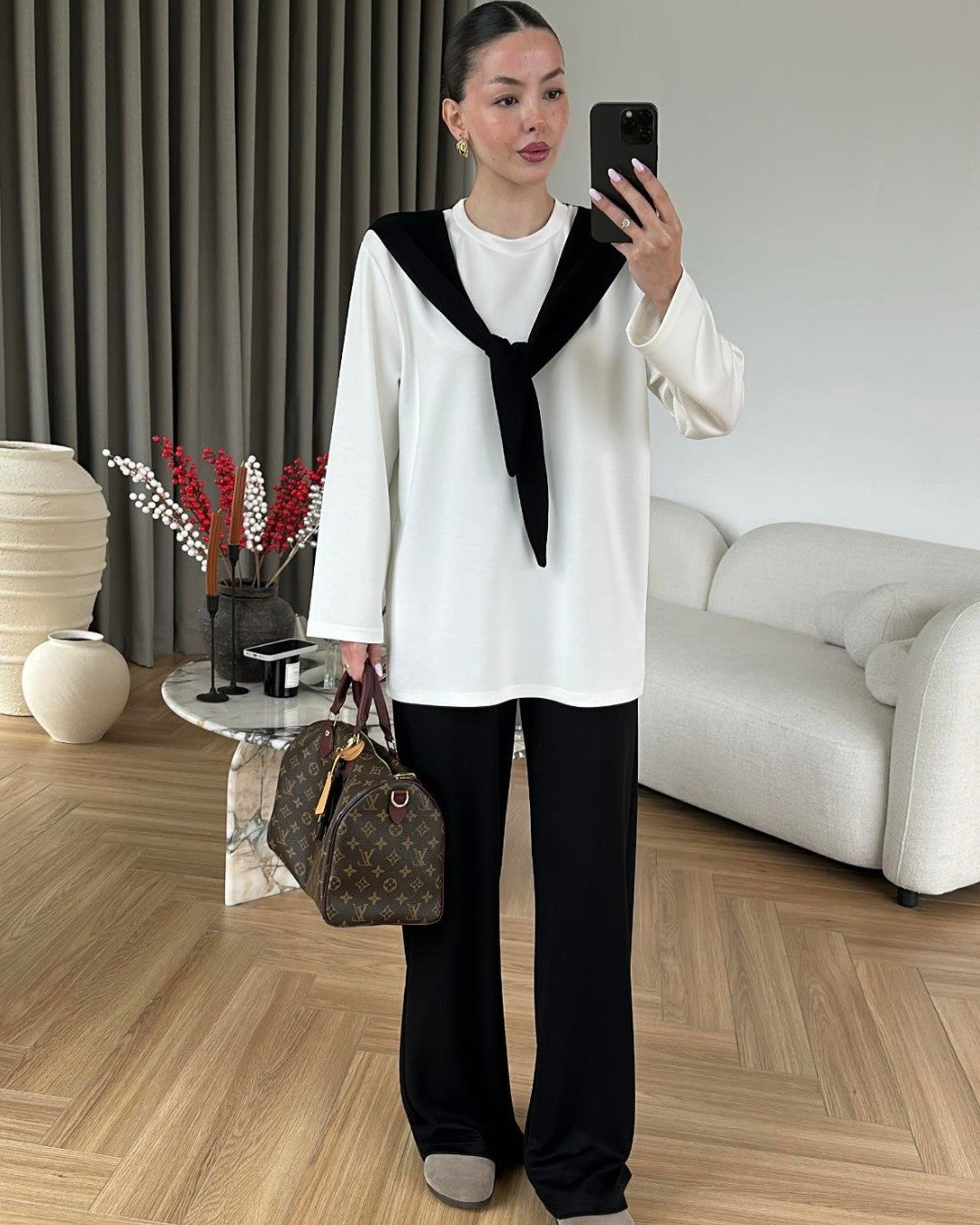 Minimal Scarf Lounge Set