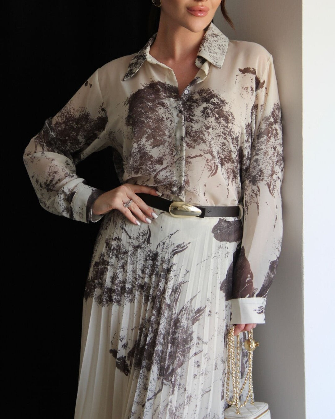 Sophisticated Contrast Set + Belt