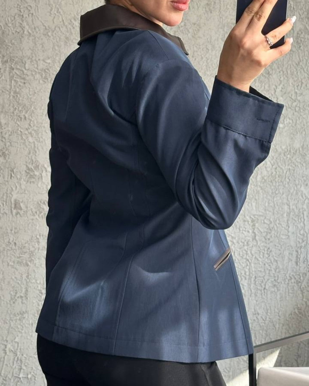 Two-Tone Collared Zip Jacket